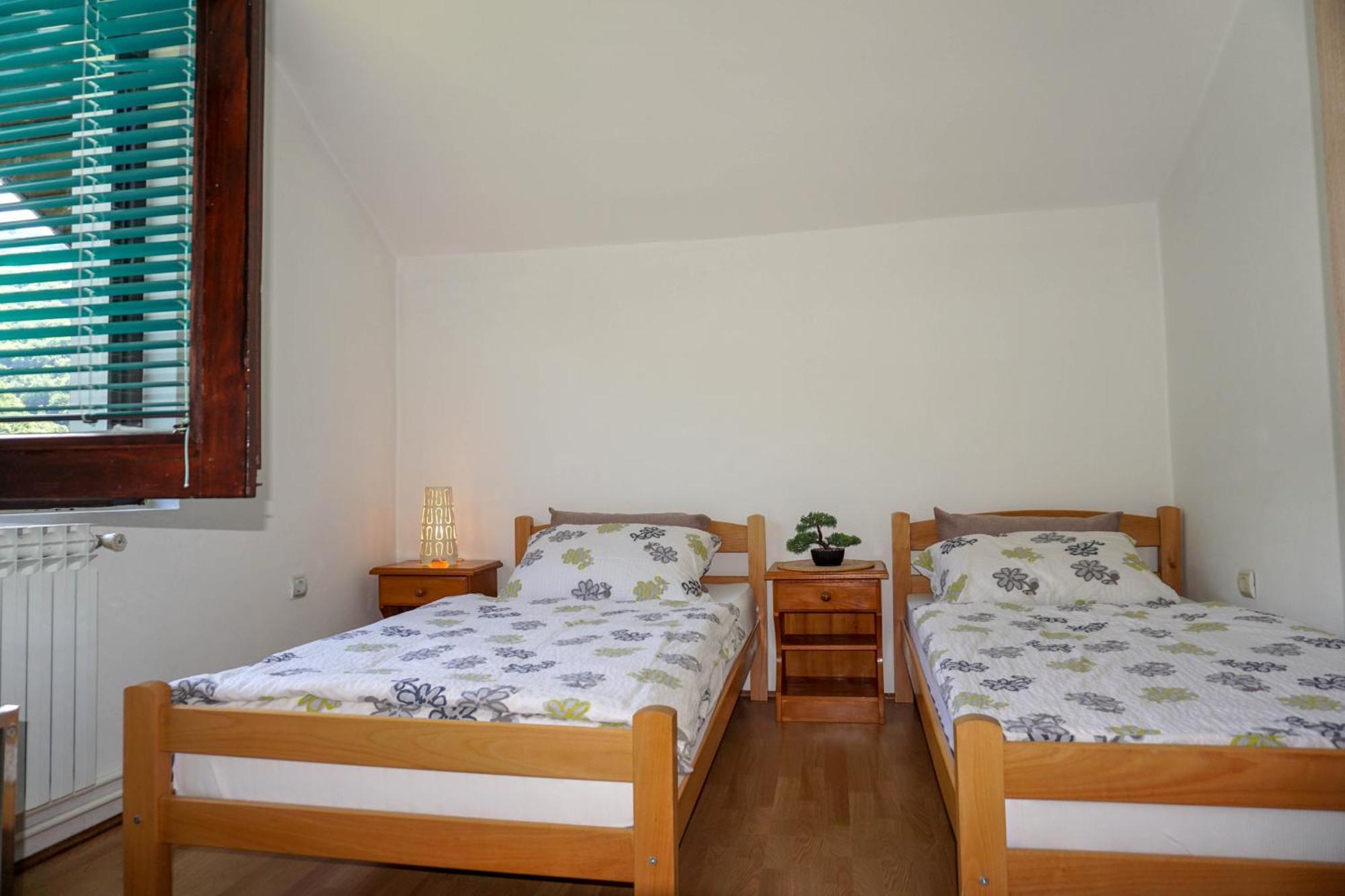 Lodge Vip Foca, Foca,